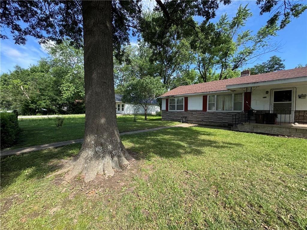 819 W Pine Street — photo 19