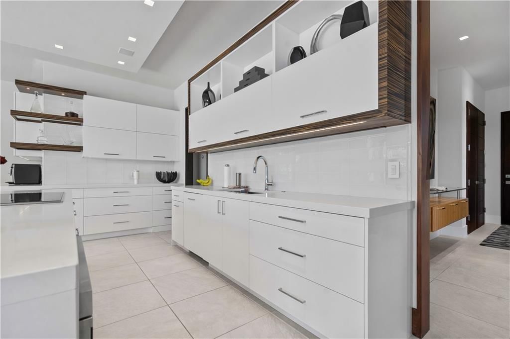 10712 W 165th Street — photo 30