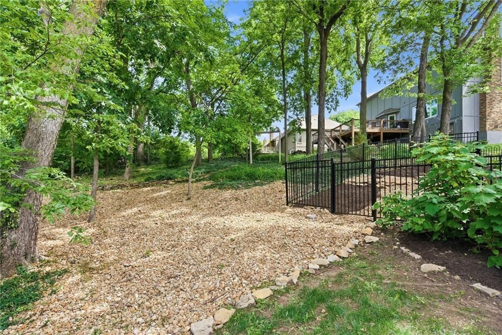 8236 PARK Street — photo 42