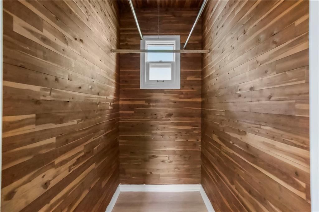 2709 S Fuller Avenue — photo 17
