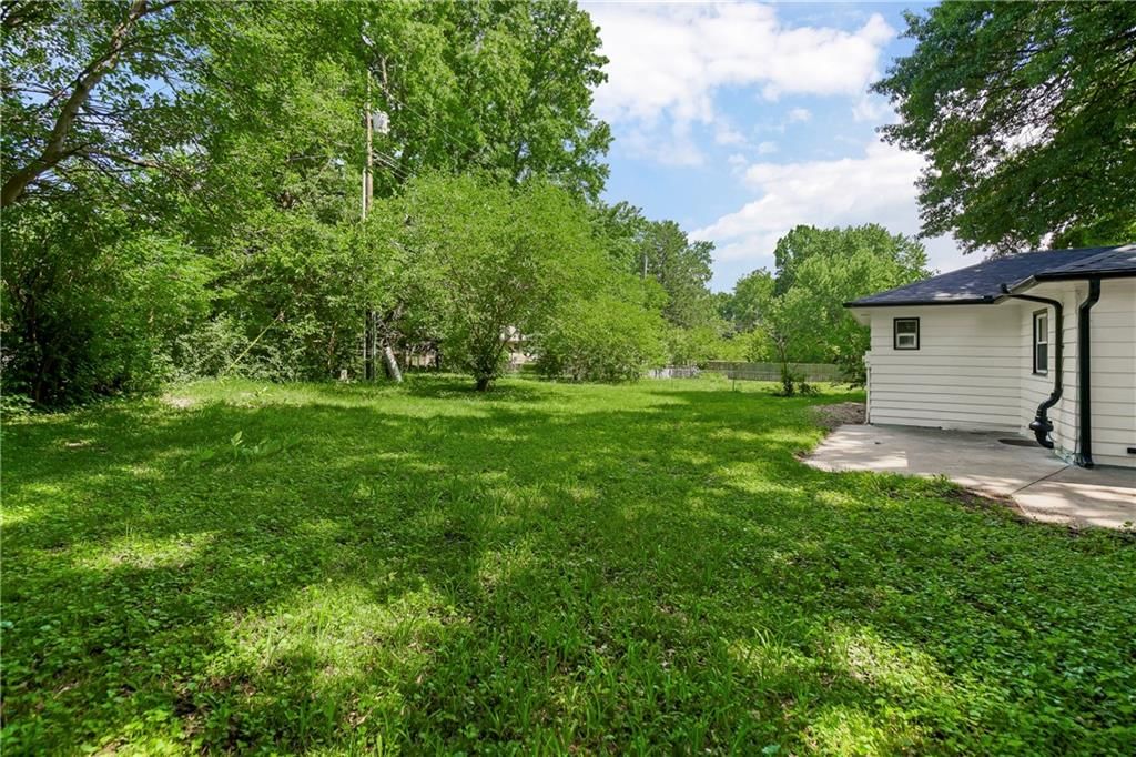 2709 S Fuller Avenue — photo 30