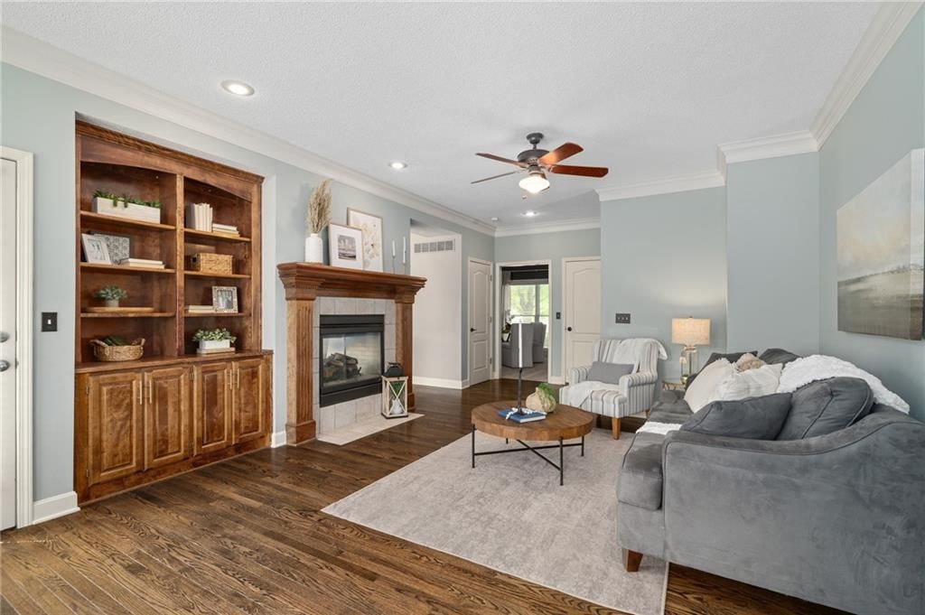 16263 Parkwood Street — photo 13
