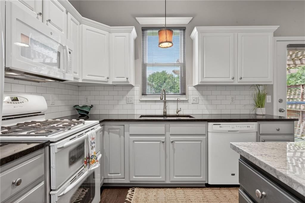 22608 W 73rd Street — photo 12
