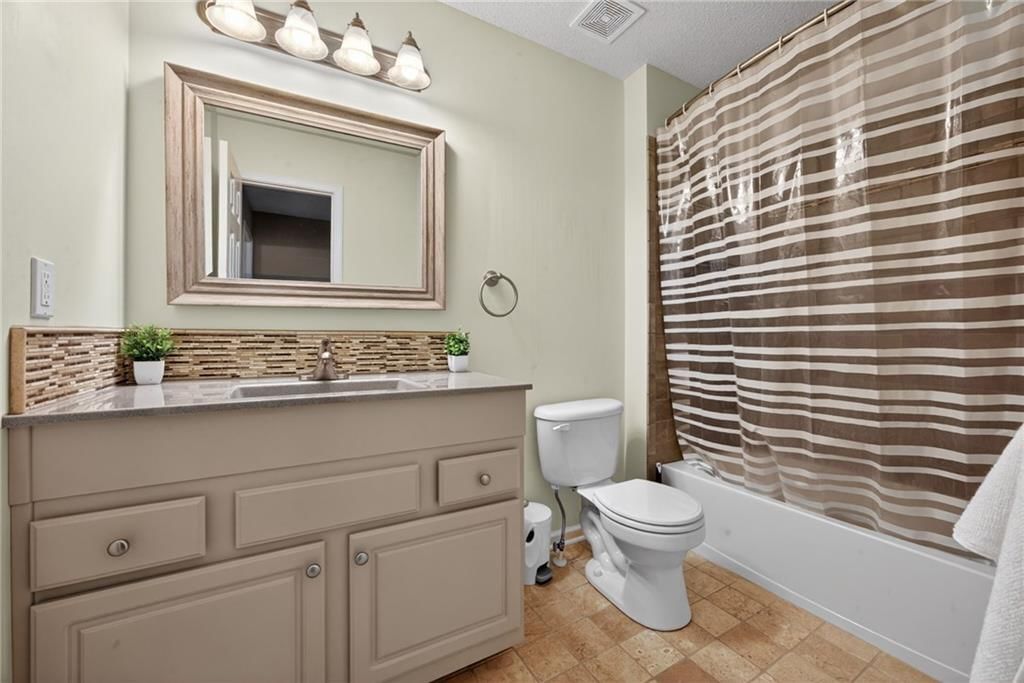 22608 W 73rd Street — photo 29