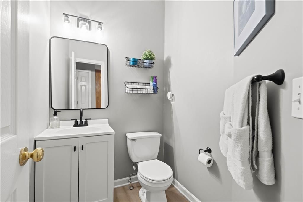15233 W 139 Terrace — photo 10