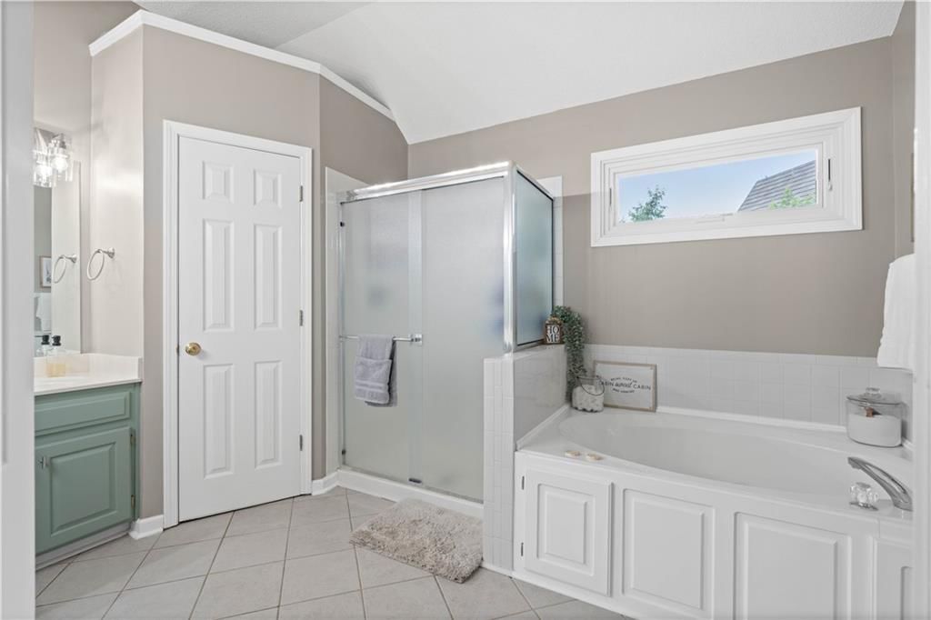 15233 W 139 Terrace — photo 17