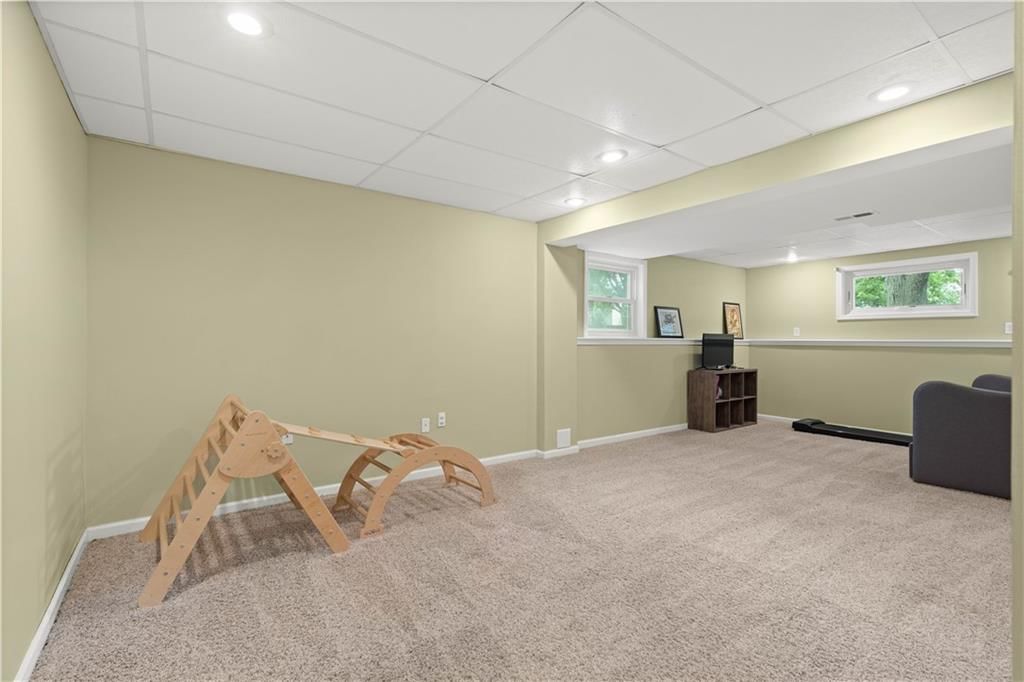 15233 W 139 Terrace — photo 22