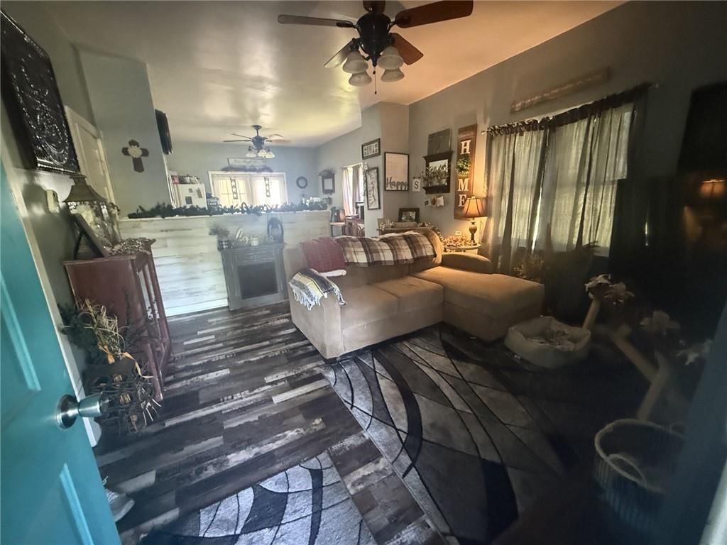 402 Auburn Avenue — photo 7