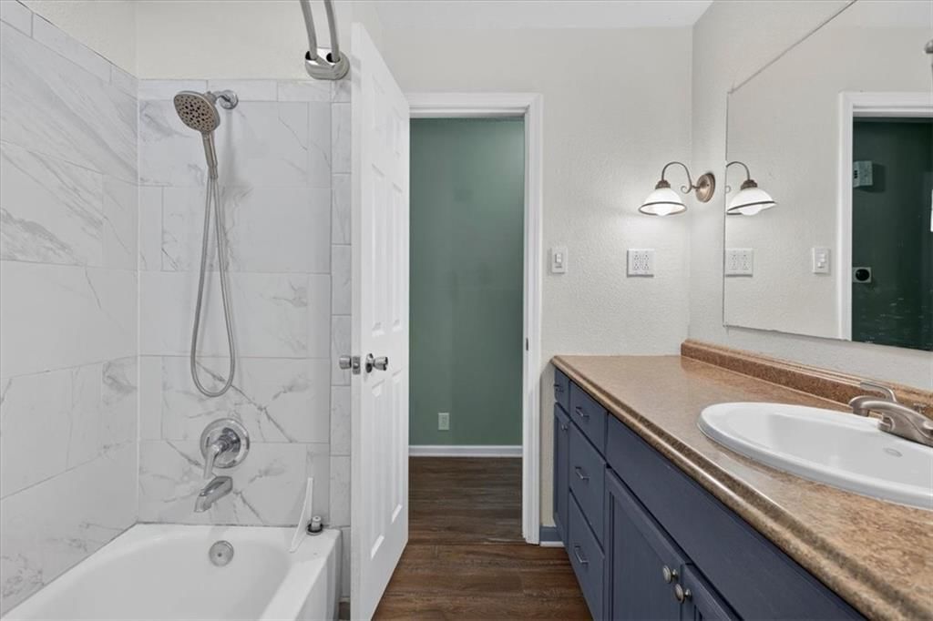 1001 Lakeview Boulevard — photo 12