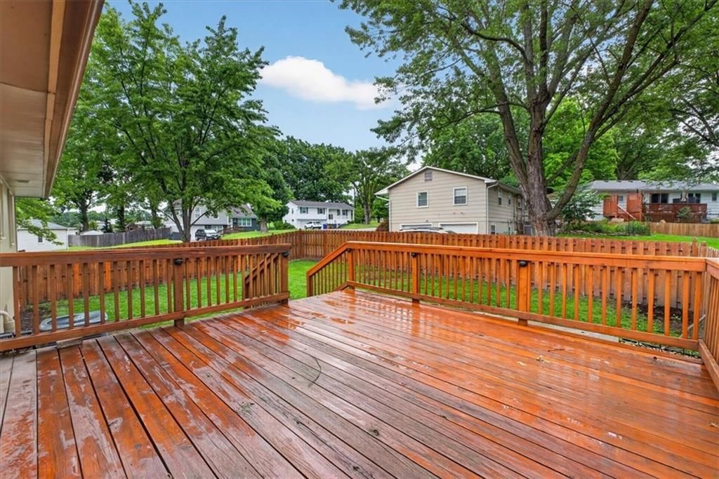 1001 Lakeview Boulevard — photo 23