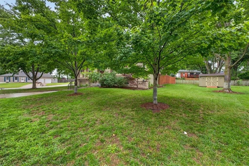 1001 Lakeview Boulevard — photo 31