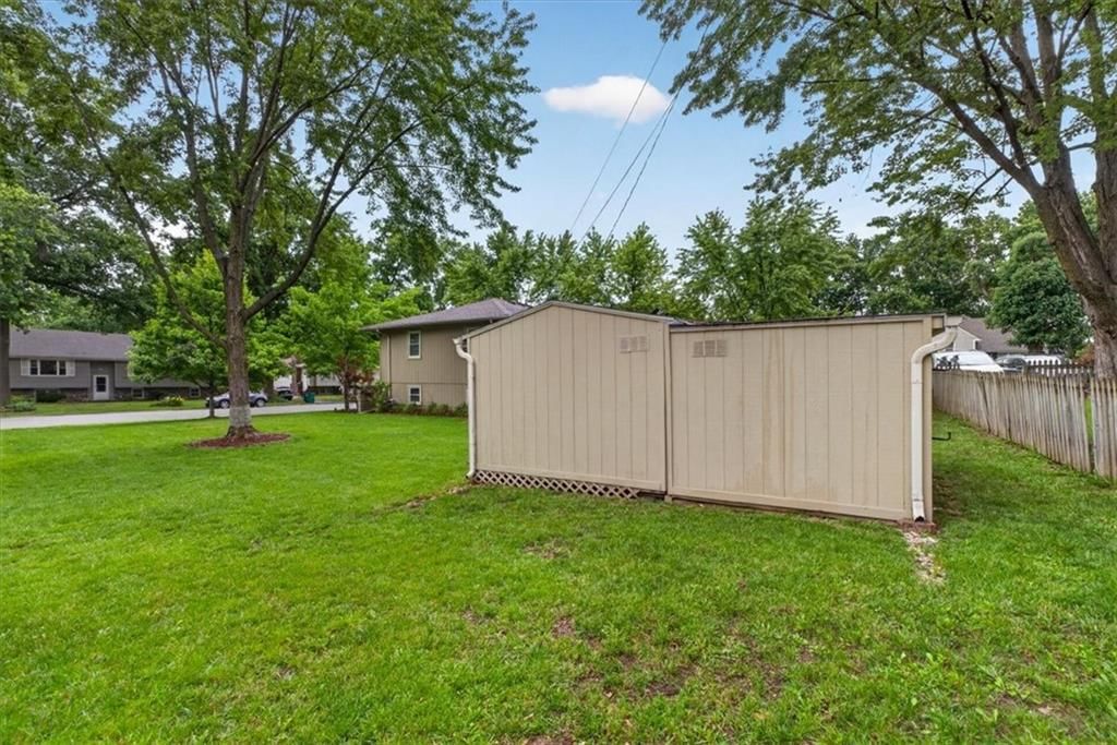 1001 Lakeview Boulevard — photo 36