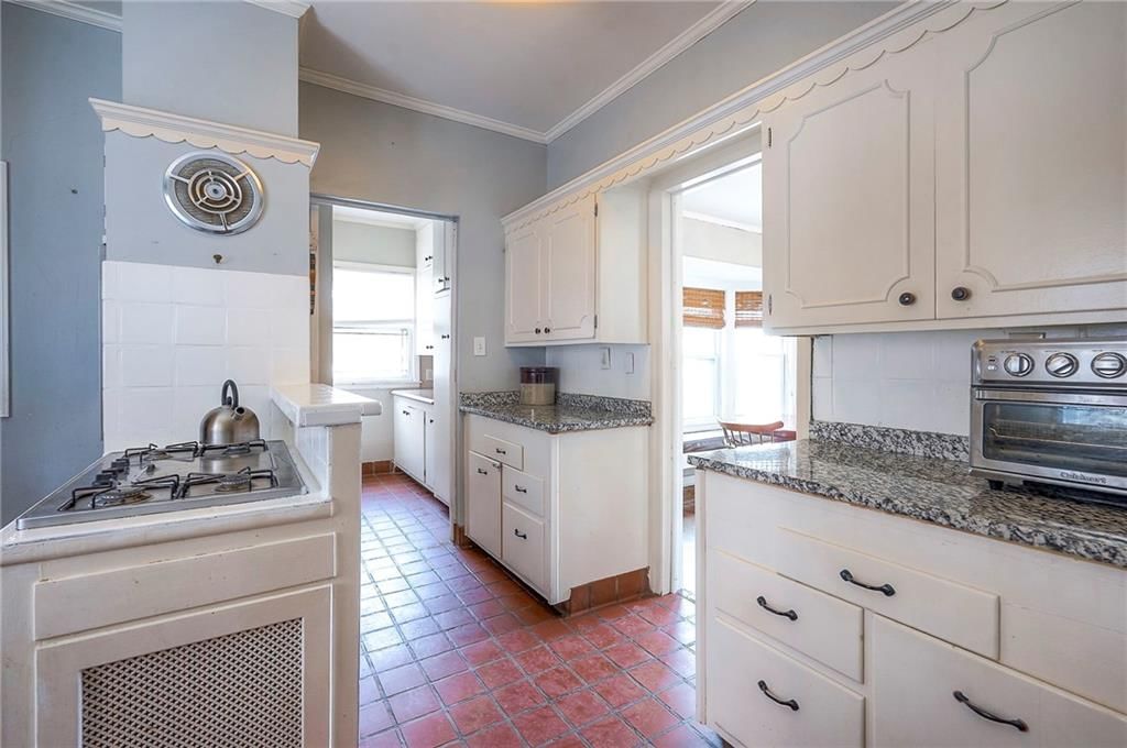 710 E Armour Boulevard — photo 28
