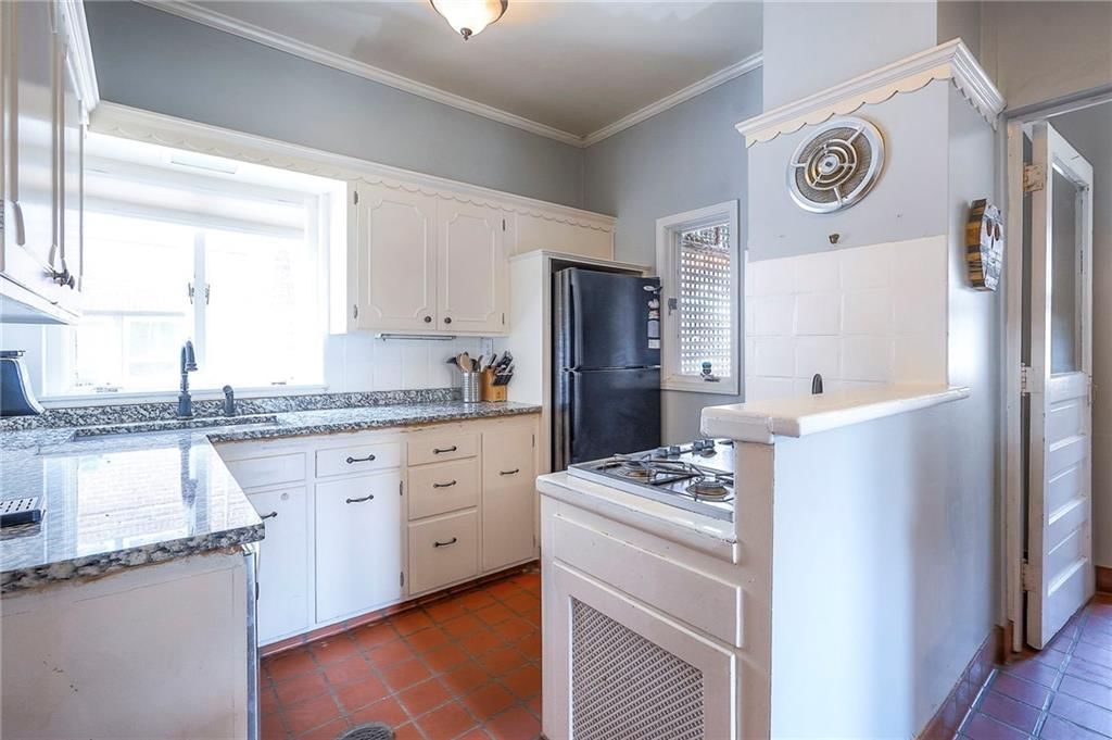 710 E Armour Boulevard — photo 29
