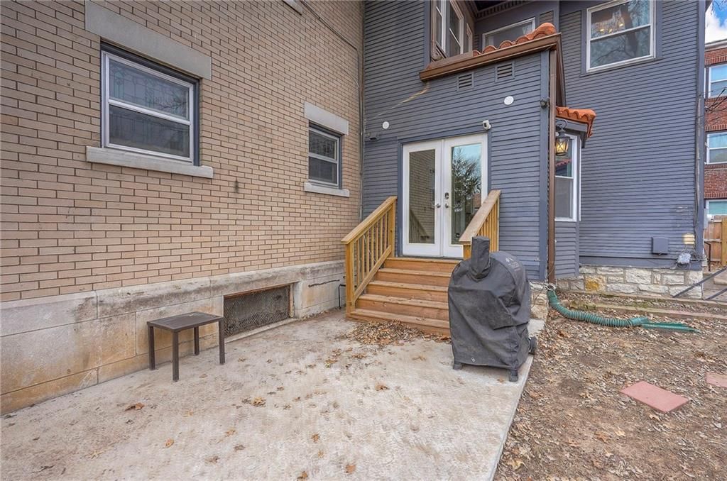 710 E Armour Boulevard — photo 65