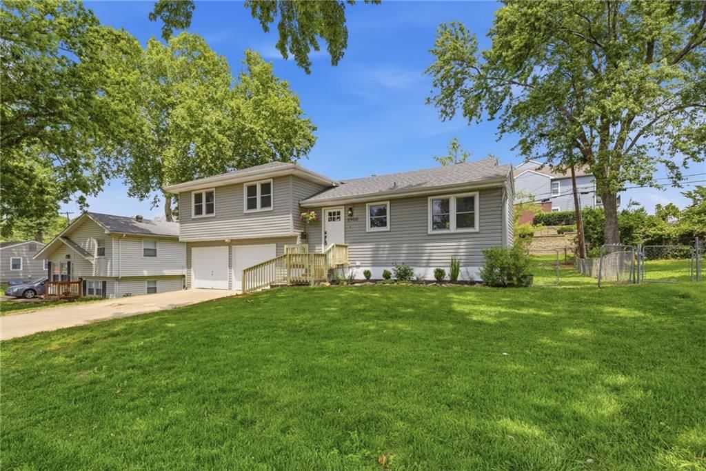 8900 W 69th Street — photo 2