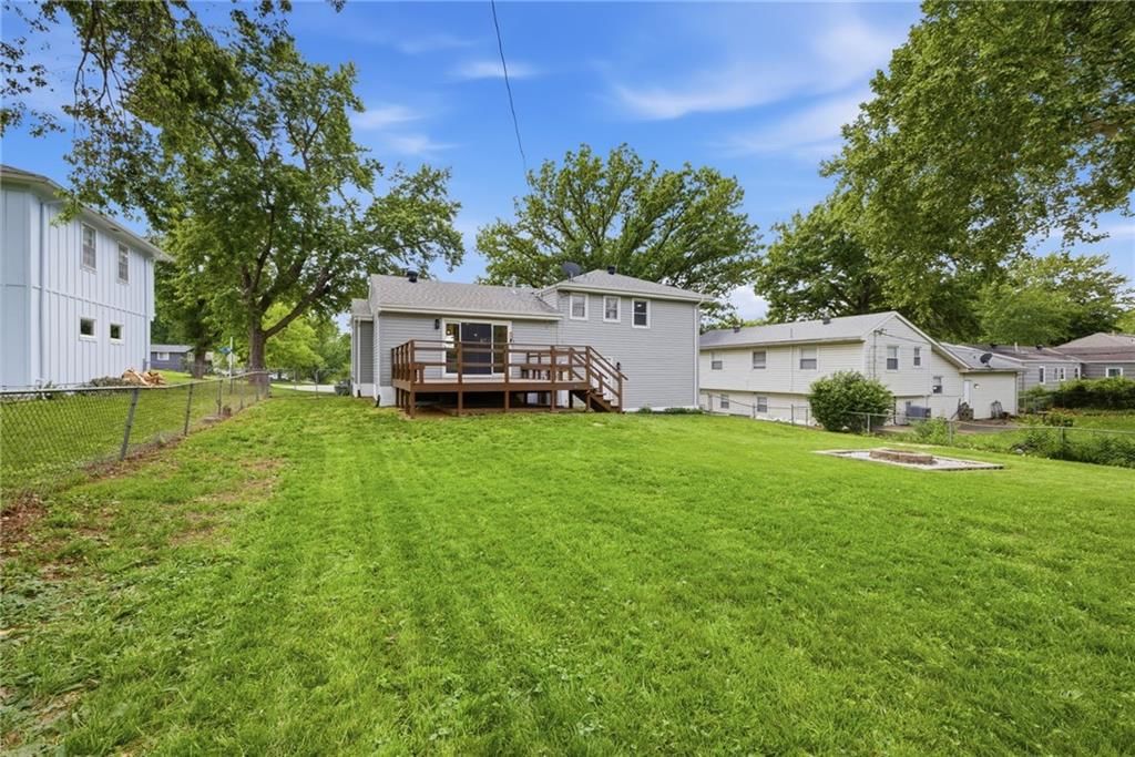 8900 W 69th Street — photo 12