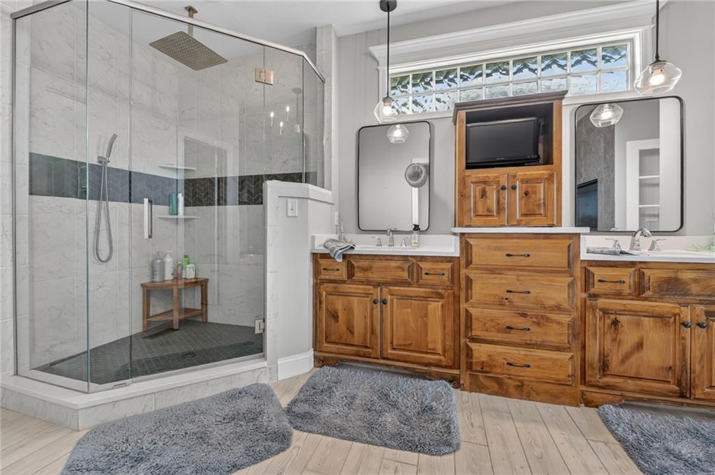 4525 Admiral Byrd Drive — photo 41