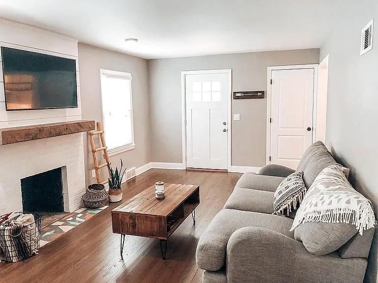 7221 W 61st Street — photo 5
