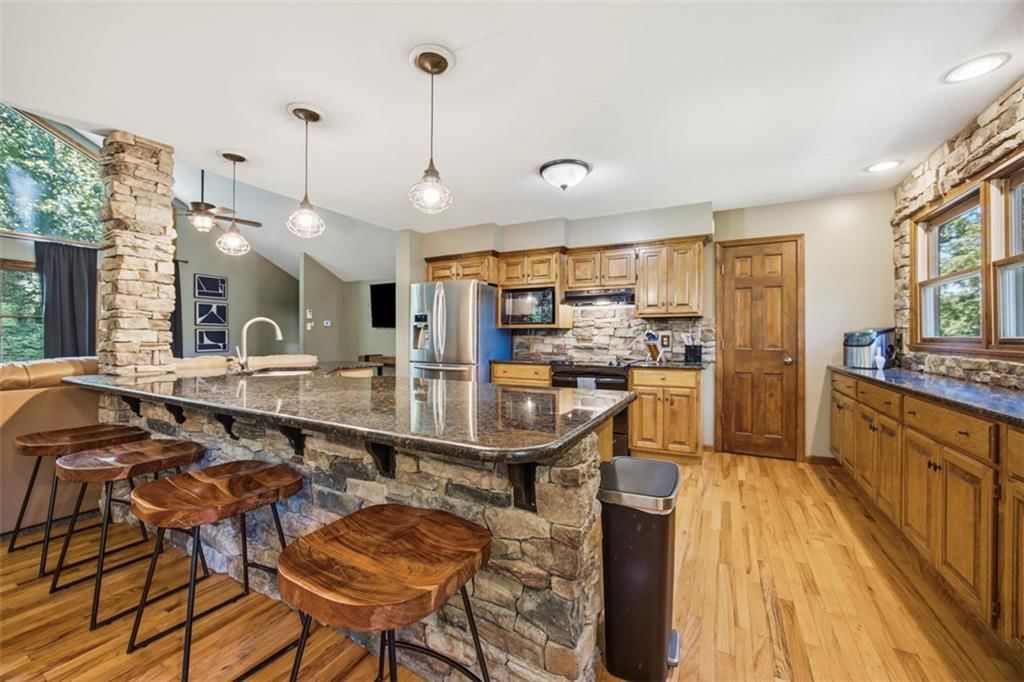 11948 Wooded Way Lane — photo 31