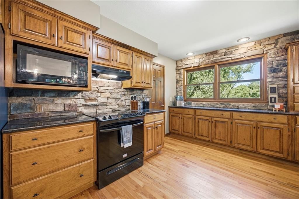 11948 Wooded Way Lane — photo 35