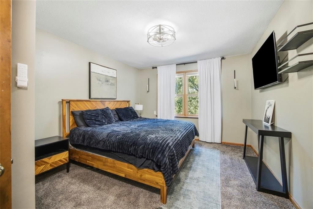 11948 Wooded Way Lane — photo 38