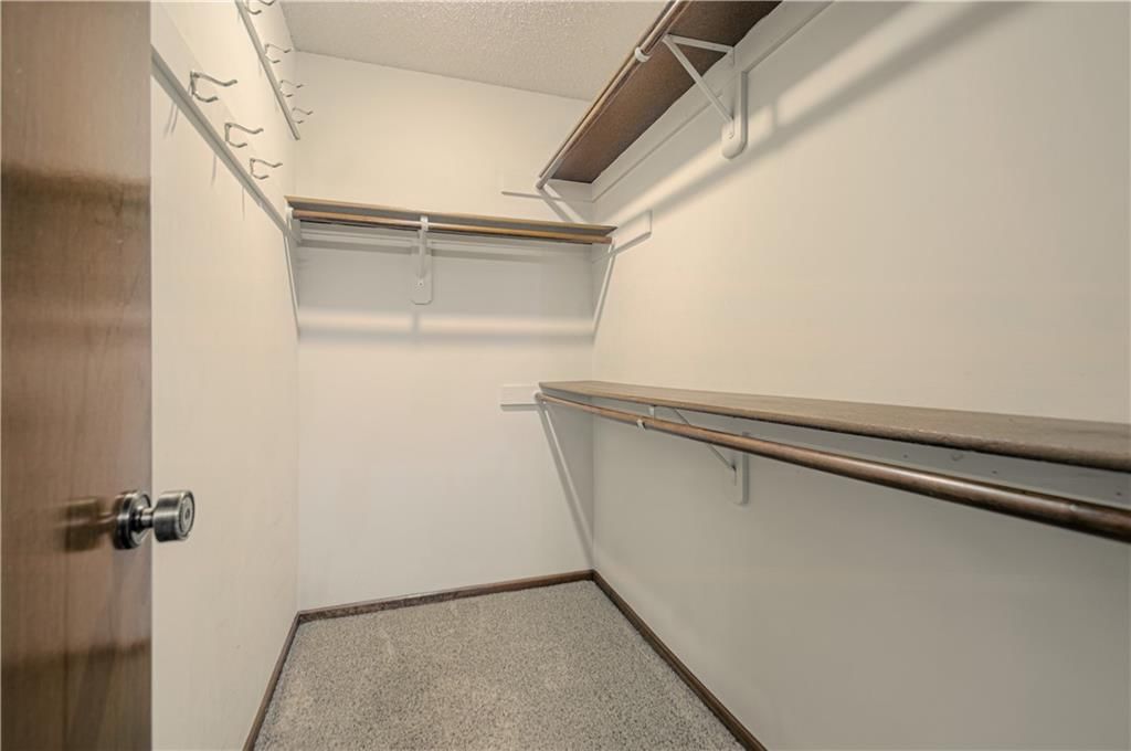 2105 S Kenwood Street — photo 21