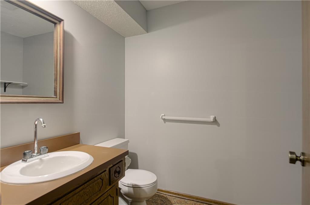 2105 S Kenwood Street — photo 31
