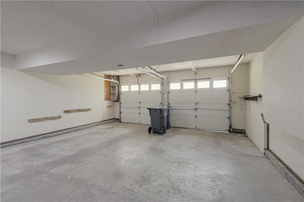 2105 S Kenwood Street — photo 34