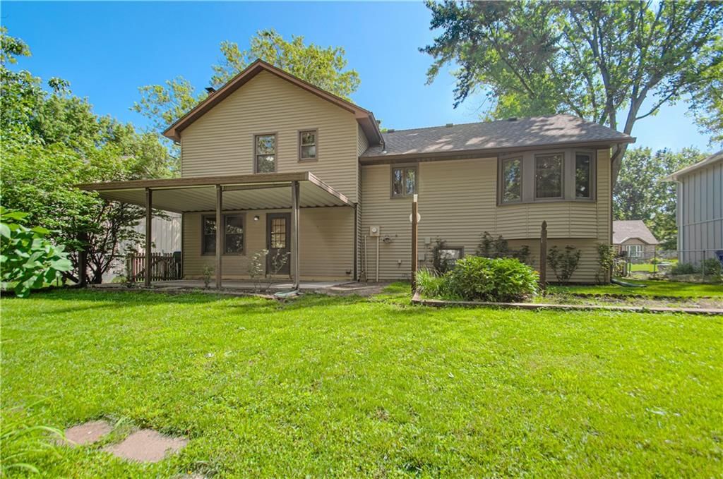 2105 S Kenwood Street — photo 40