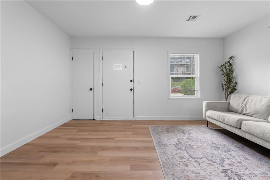 3908 Booth Street — photo 2