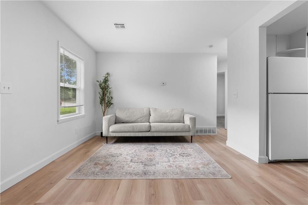 3908 Booth Street — photo 4