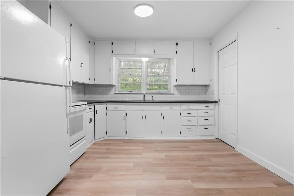 3908 Booth Street — photo 5