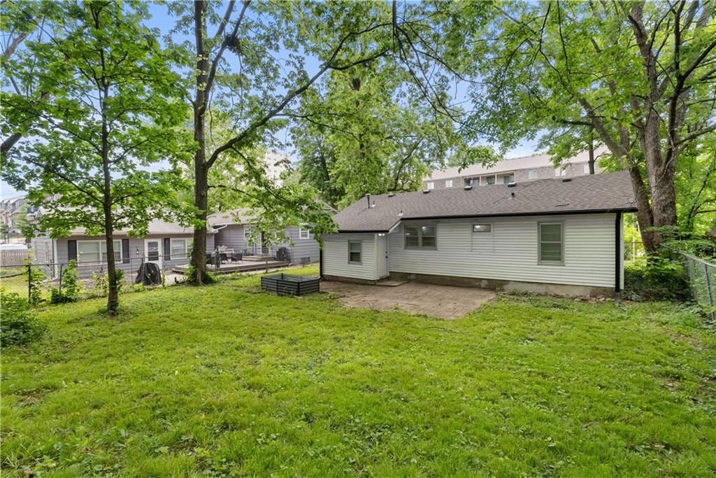 3908 Booth Street — photo 14