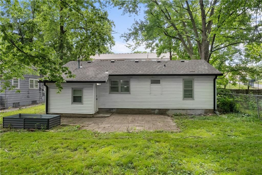 3908 Booth Street — photo 16