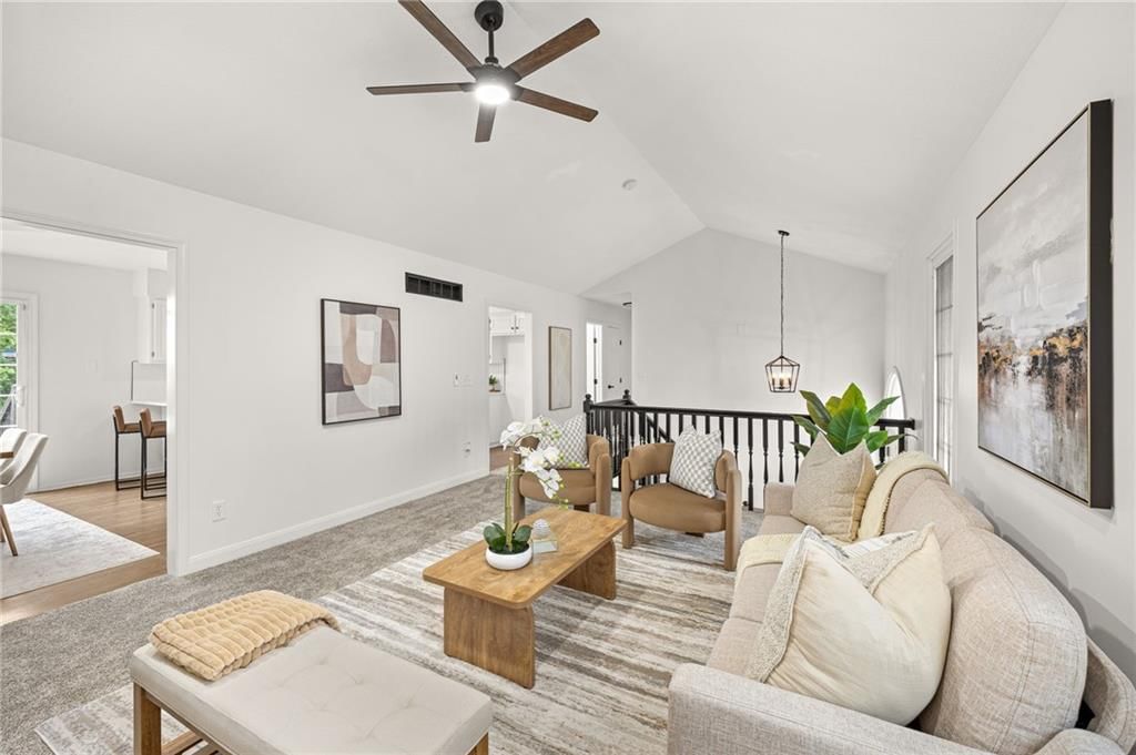 1119 W Pleasant Drive — photo 9