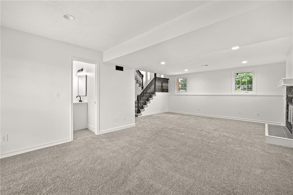 1119 W Pleasant Drive — photo 37
