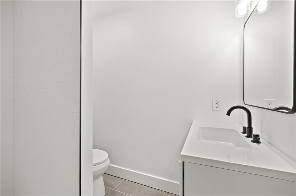 1119 W Pleasant Drive — photo 39