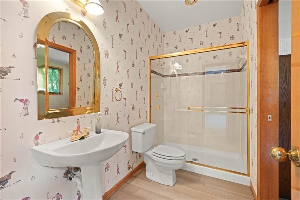 12917 Broadmoor Street — photo 33