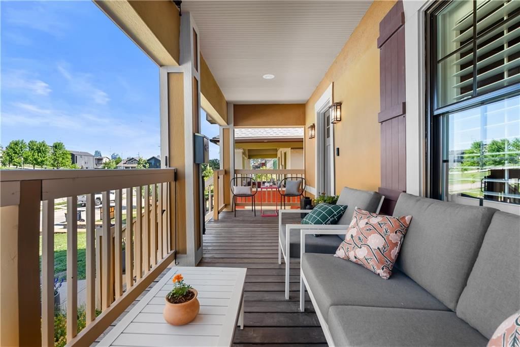 2509 TRACY Avenue — photo 4