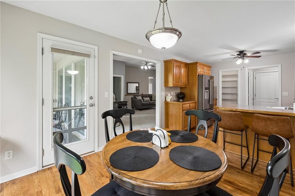 9508 N Main Street — photo 9