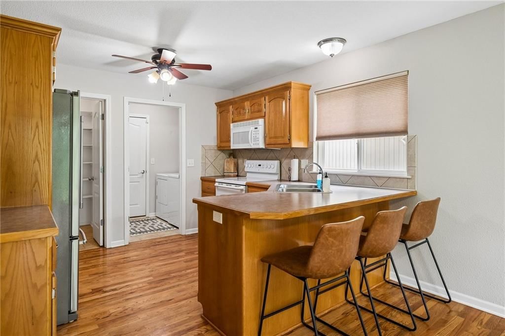 9508 N Main Street — photo 12