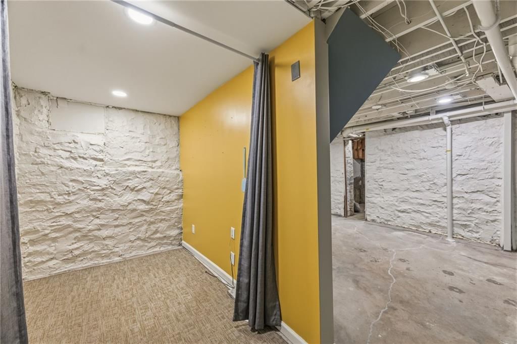 7011 Edgevale Road — photo 30