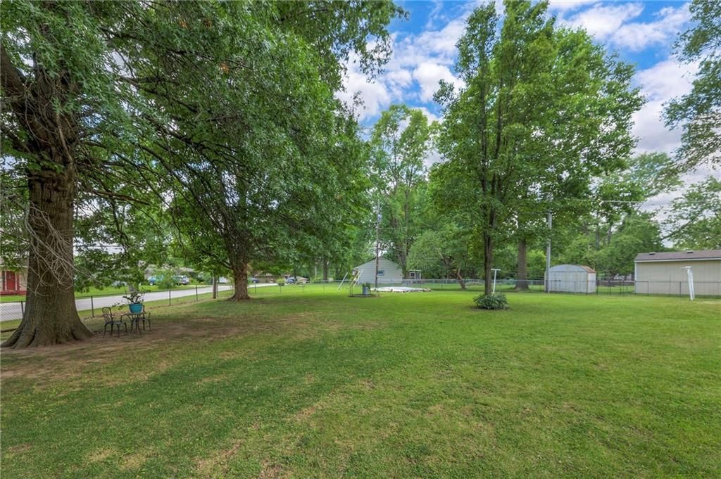 6215 Longview Road — photo 35