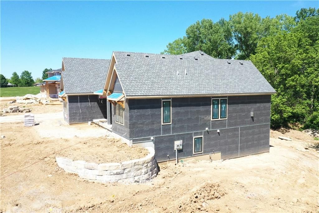10605 N NORTHERN Avenue — photo 5