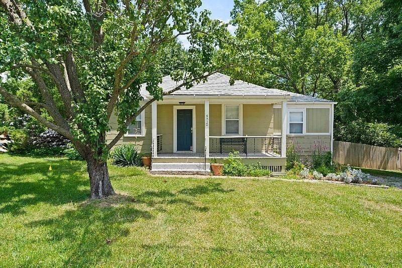 4515 NE Kelsey Road — photo 1