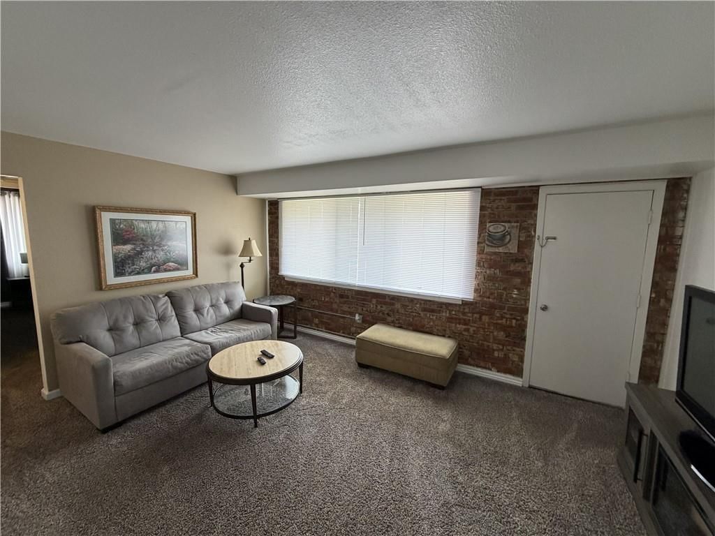 7402 Overton Avenue — photo 5