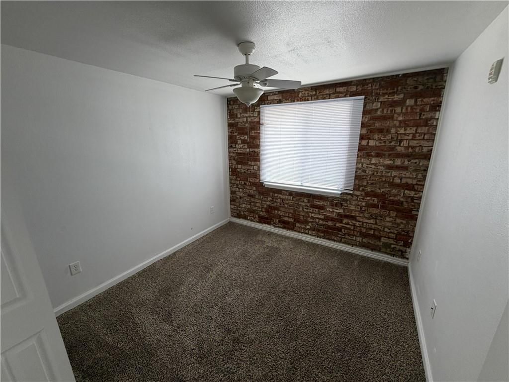 7402 Overton Avenue — photo 9