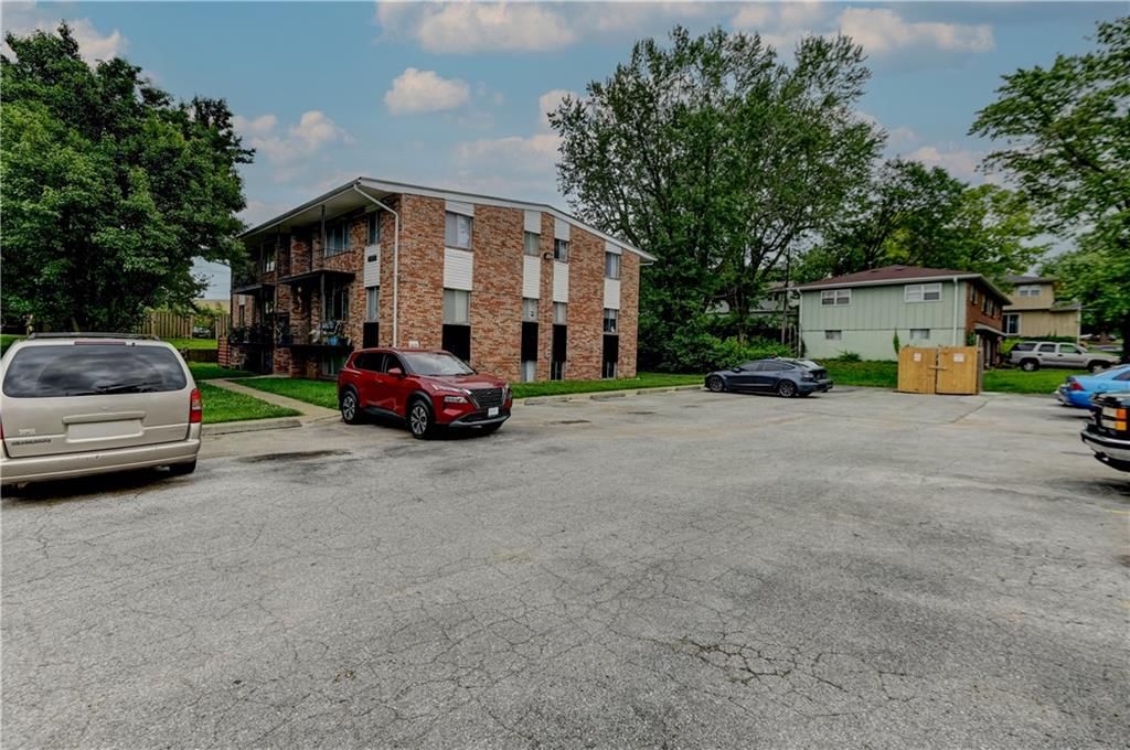 7402 Overton Avenue — photo 15