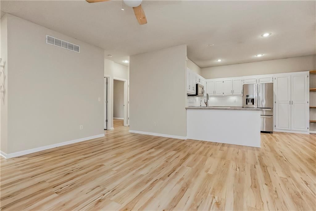 675 S Evergreen Street — photo 7